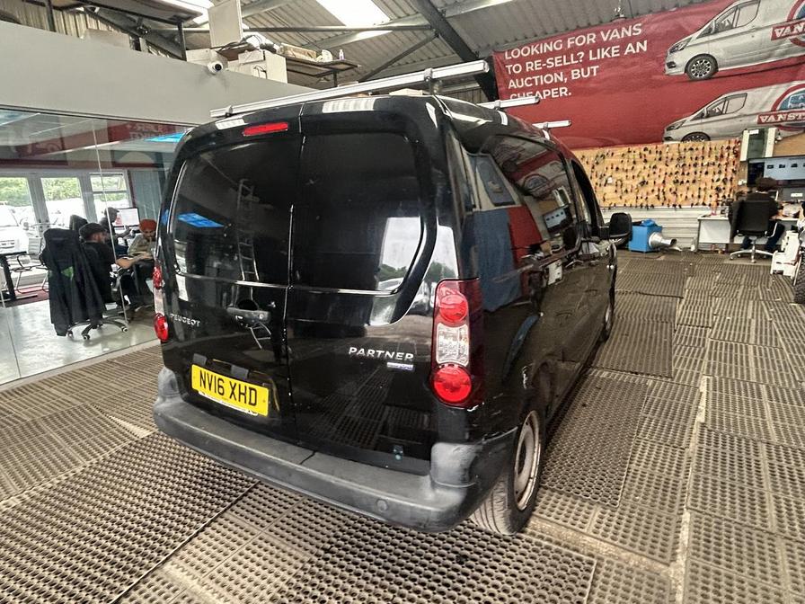 2016 Peugeot Partner – Model: Partner S L1 Blue HDi – NV16XHD