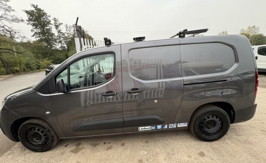 2019 Citroen Berlingo – Model: Berlingo 950 Enterprise Blue HDi – BF69GCV