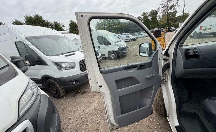 2007 Volkswagen Transporter Transporter T26 84 TDI SWB – VK56XXH
