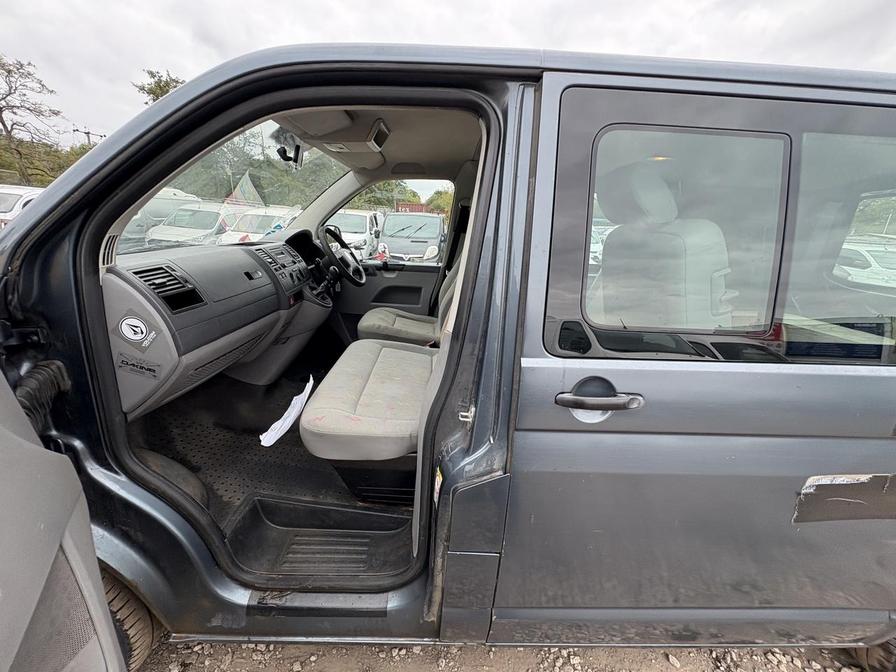 2007 Volkswagen Transporter – Model: Transporter T32 130 TDI SWB – GY07OZN