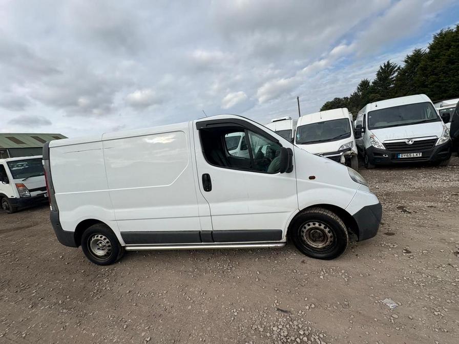 2007 Vauxhall Vivaro Vivaro 2700 CDTI SWB – YD57VWC