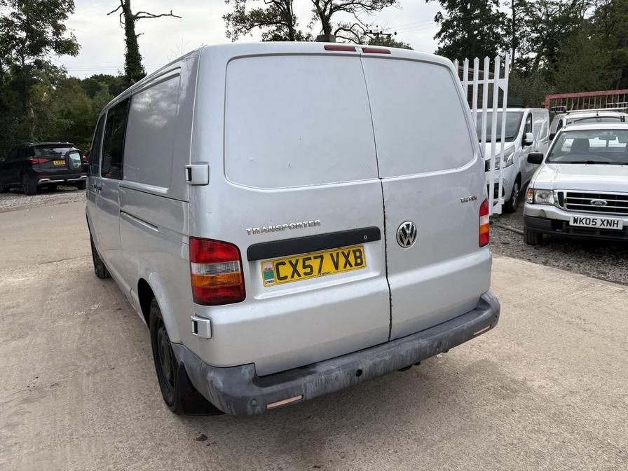 2007 Volkswagen Transporter Transporter T30 130 TDI LWB – CX57VXB