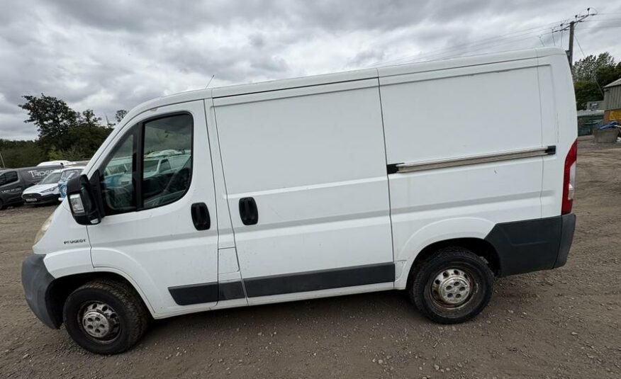 2009 Peugeot Boxer Boxer 330 SWB – KS09VHF