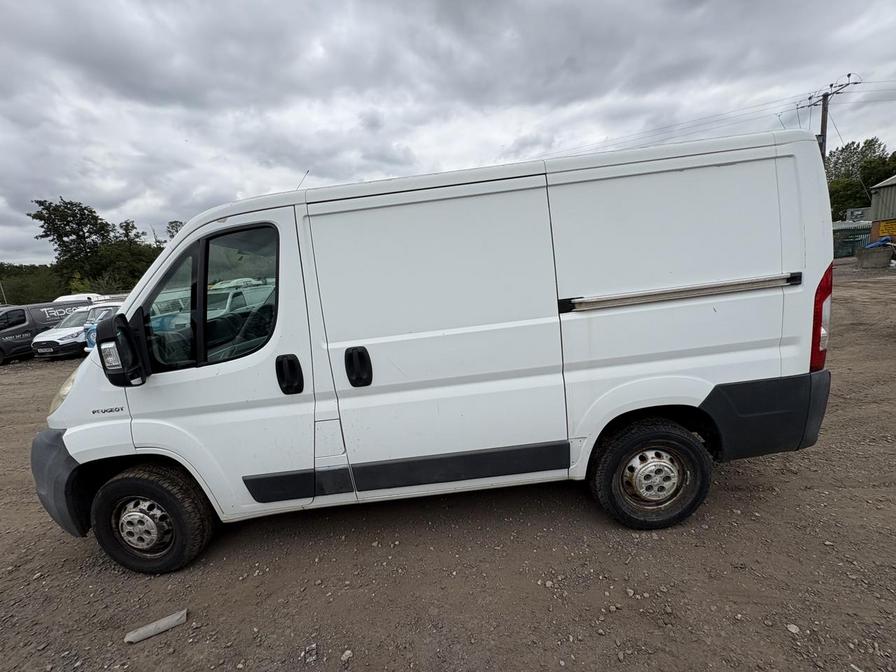 2009 Peugeot Boxer Boxer 330 SWB – KS09VHF