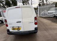 2017 Peugeot Partner – Model: Partner S L2 Blue HDi – MJ17XGZ