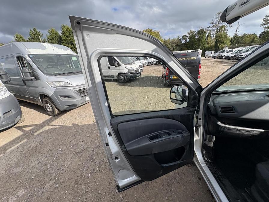 2017 Fiat Doblo Cargo – Model: Doblo SX MultiJet – CP66MFA