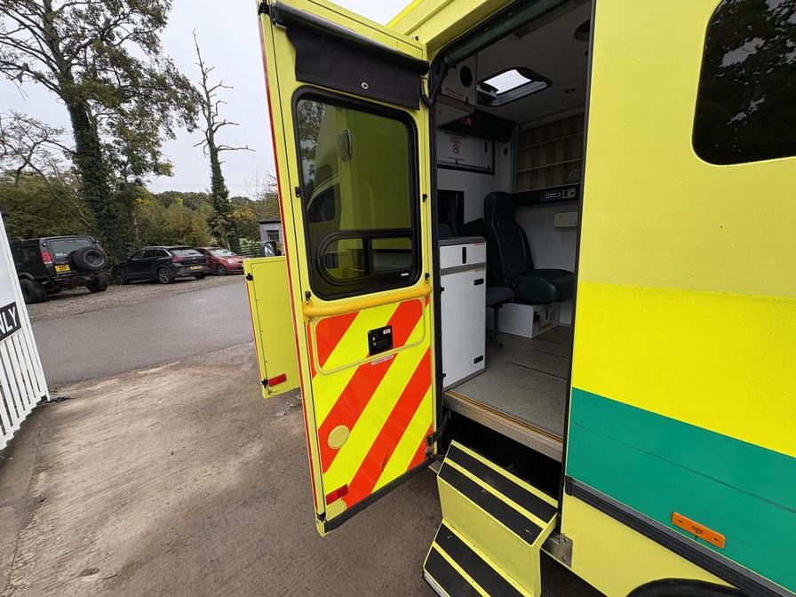 2007 Mercedes-Benz Sprinter – Model: Sprinter 515 CDi MWB – CN07AHX