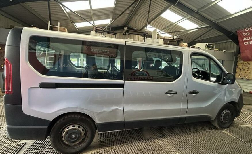 2017 Vauxhall Vivaro Combi Vivaro 2900 Combi CDTi Bi-T S/S – DY17YVN