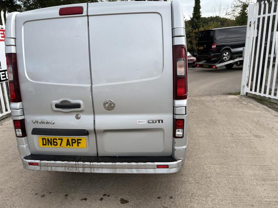 2017 Vauxhall Vivaro – Model: Vivaro  2900 Sportive CDTi – DN67APF