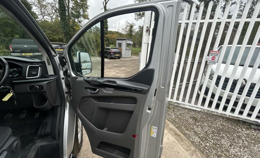 2019 Ford Transit Custom – Model: Transit Custom 300 Limited – BK19XYM