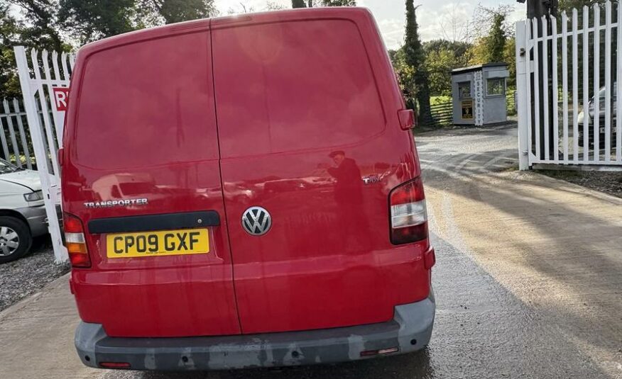 2009 Volkswagen Transporter Transporter T30 130 TDI LWB – CP09GXF