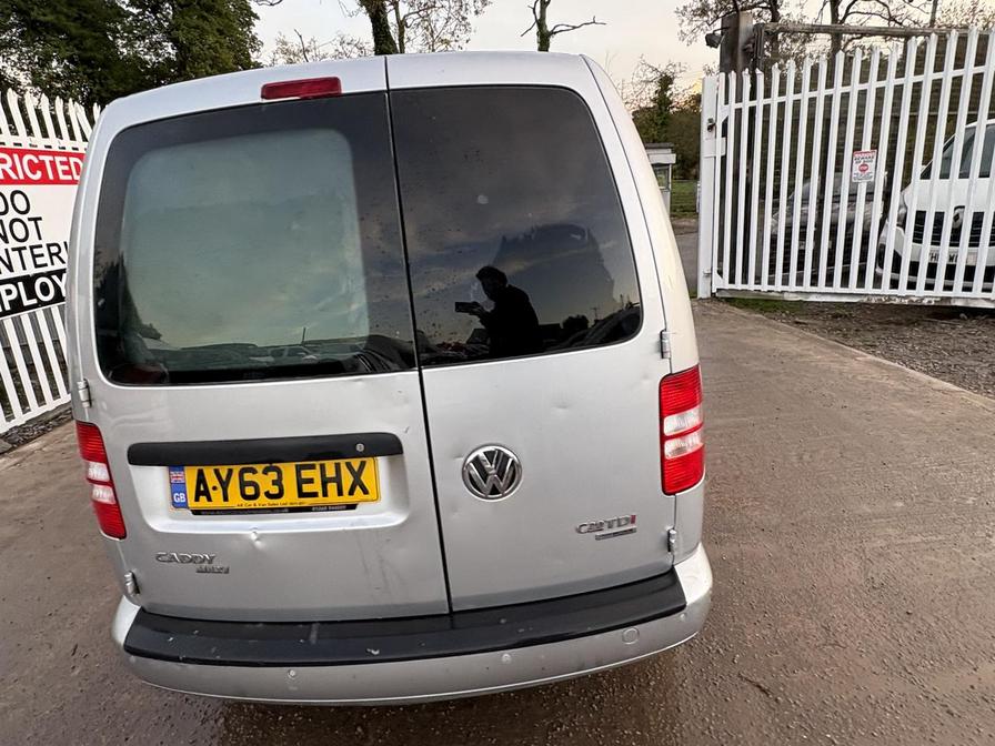 2013 Volkswagen Caddy MaxI – Model: Caddy Maxi C20 Trendline TDI BlueMotion Technology – AY63EHX