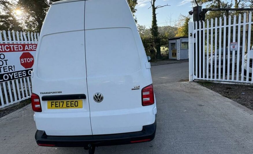 2017 Volkswagen Transporter Transporter T32 Startline TDI BlueMotion Technology 4Motion – FE17EEO