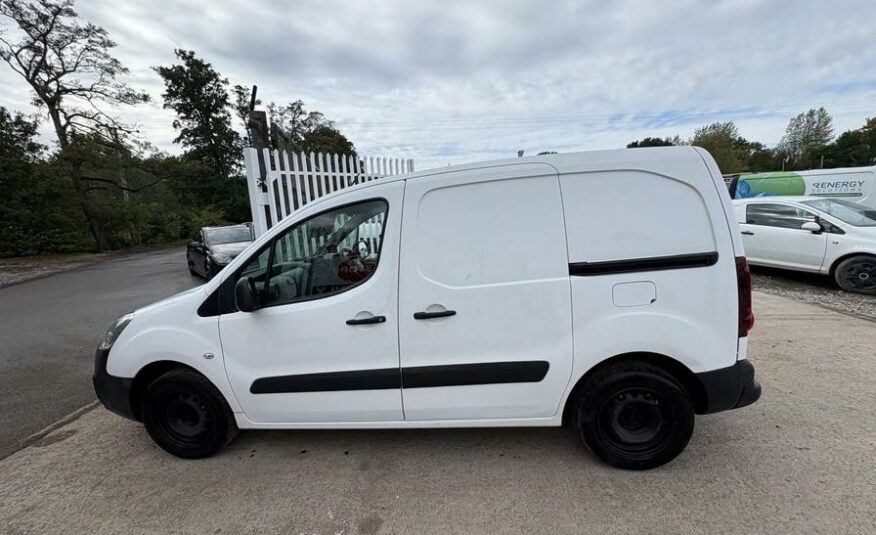 2017 Peugeot Partner Partner Professional L1 Blue HDi – NV66RZX