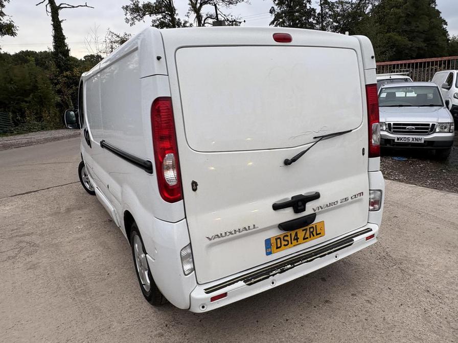 2014 Vauxhall Vivaro – Model: Vivaro 2900 Sportive CDTi LWB – DS14ZRL