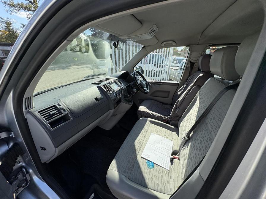2013 Volkswagen Transporter Transporter T30 SE 102 TDI LWB – RJ63GZD