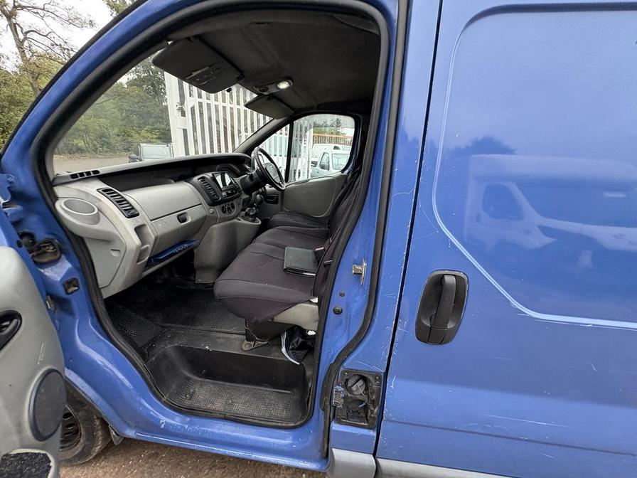 2005 Nissan Primastar – Model: Primastar SE 2900 LWB – BG05OTW