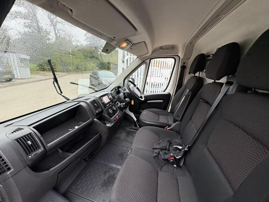 2019 Citroen Relay – Model: Relay 35 L2H2 Enterprise Blue HDi S/S – FV69XSL