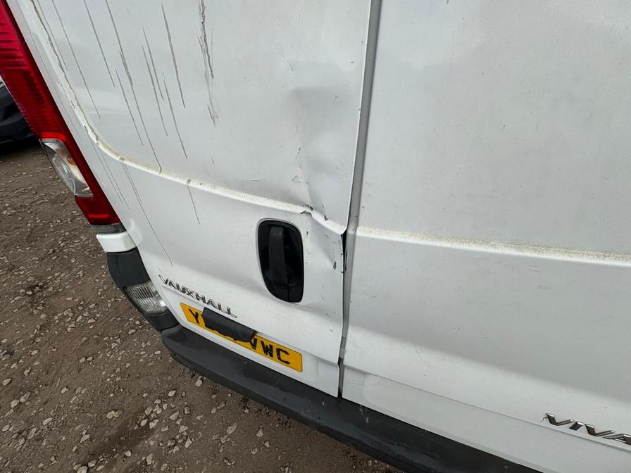 2007 Vauxhall Vivaro Vivaro 2700 CDTI SWB – YD57VWC