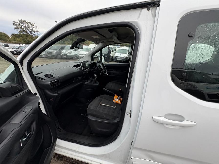 2018 Vauxhall Combo Life – Model: Combo Life Energy CDTi S/S – DS68OLE