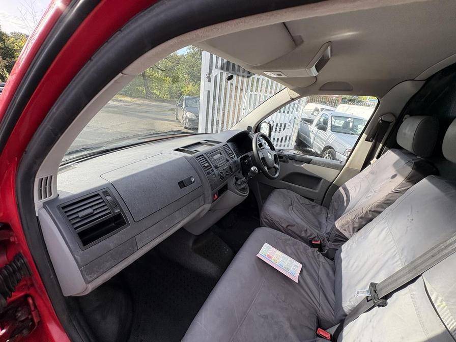 2009 Volkswagen Transporter Transporter T30 130 TDI LWB – CP09GXF