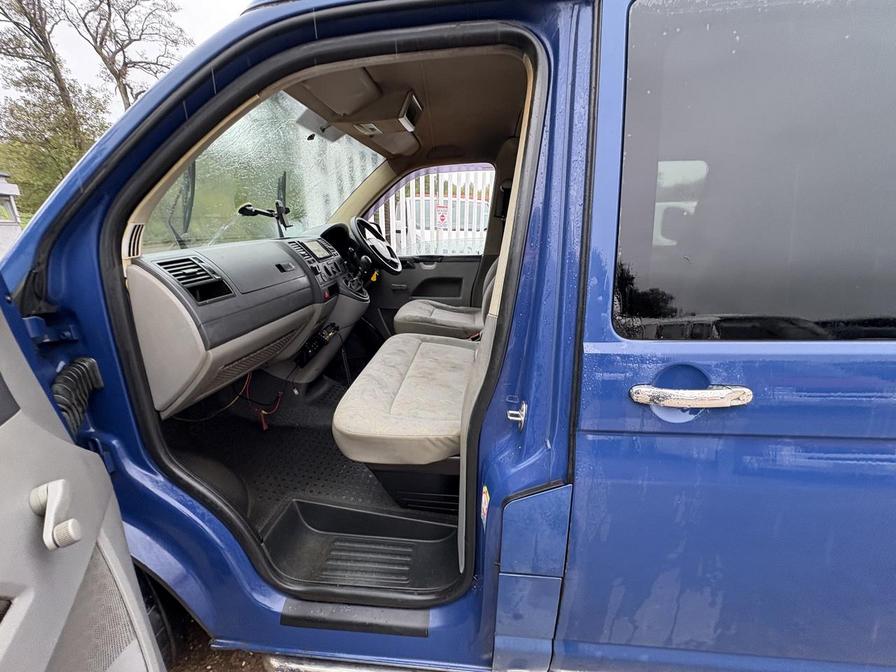 2007 Volkswagen Transporter – Model: Transporter T32 102 TDI LWB – WD07JVO