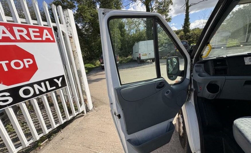 2010 Ford Transit Transit 115 T430 17s RWD – YP10OXW