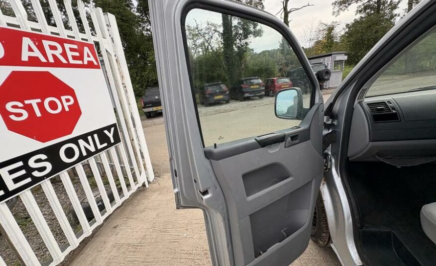 2007 Volkswagen Transporter Transporter T30 130 TDI LWB – CX57VXB