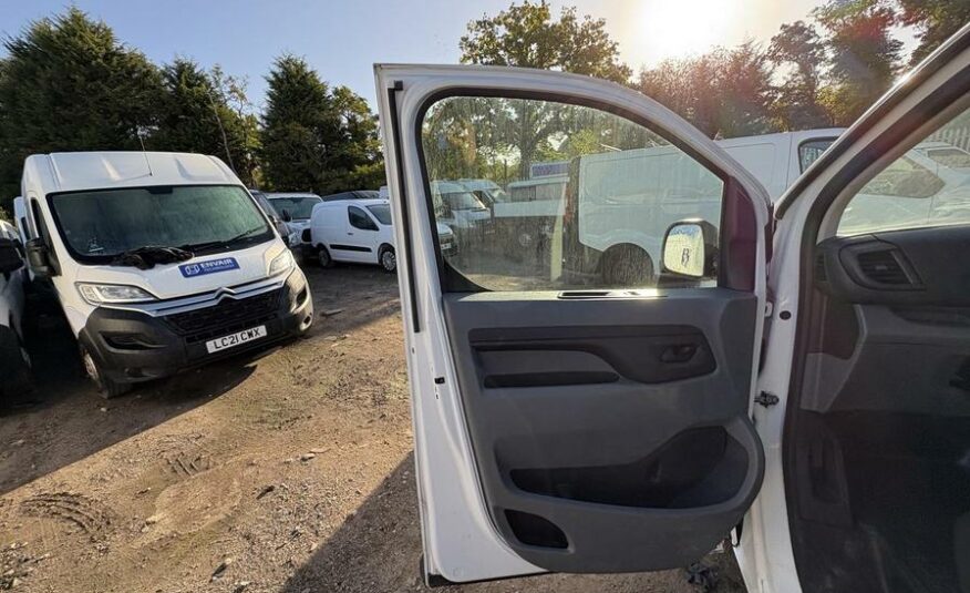 2019 Vauxhall Vivaro Vivaro 2900 Dynamic S/S – DS69HVE