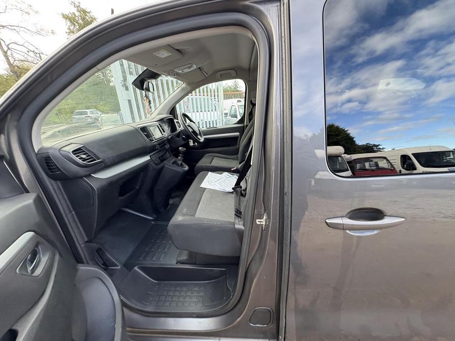 2017 Citroen SpaceTourer – Model: Spacetourer Business Blue HDi S/S – LR17BVV