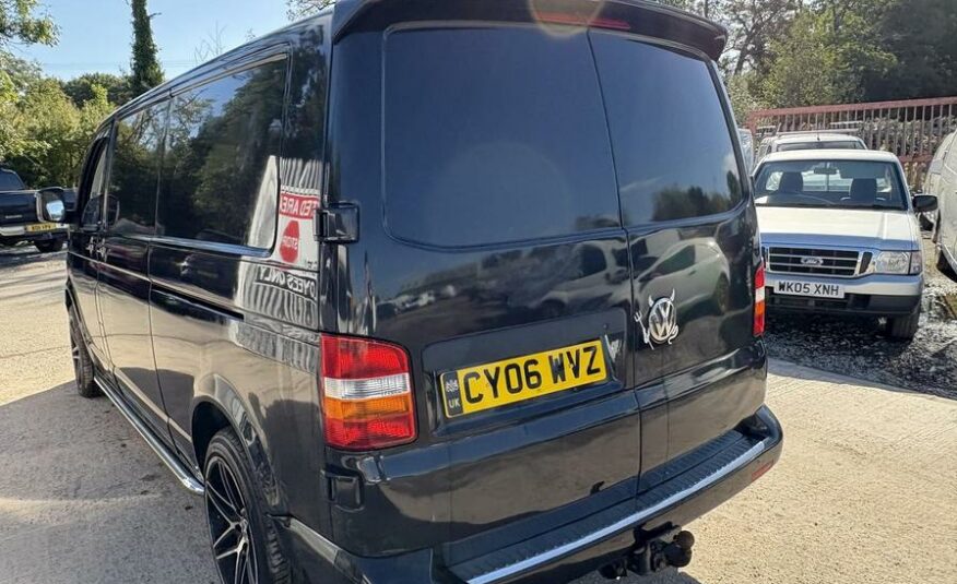 2006 Volkswagen Transporter Transporter T30 130 TDI LWB – CY06WVZ