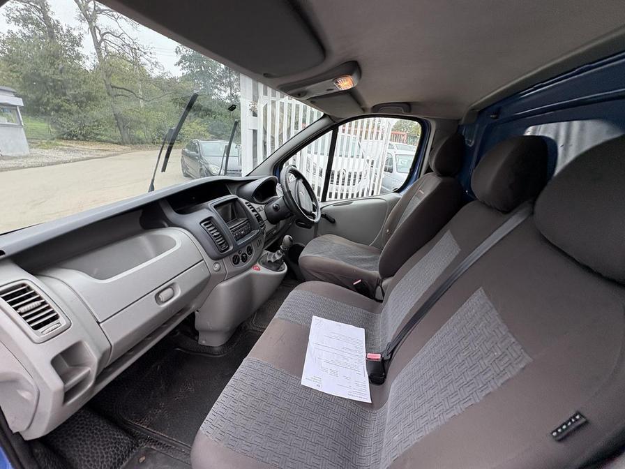 2010 Renault Trafic – Model: Trafic SL27 DCI 115 – SG60XLR