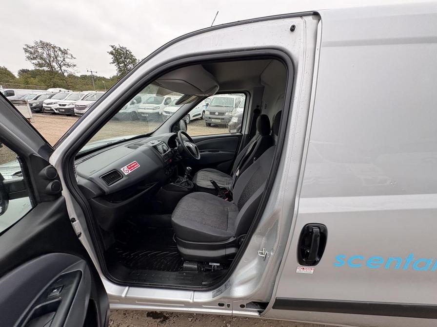 2021 Fiat Doblo Cargo – Model: Doblo 16v Tecnico Maxi MultiJet II – RX71KNJ