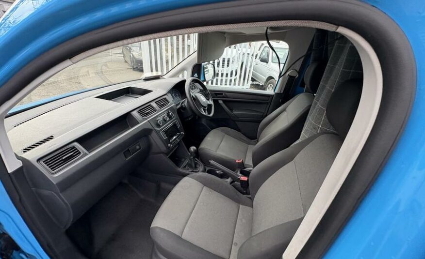 2015 Volkswagen Caddy MaxI Caddy Maxi C20 Startline TDI – PJ65VHB