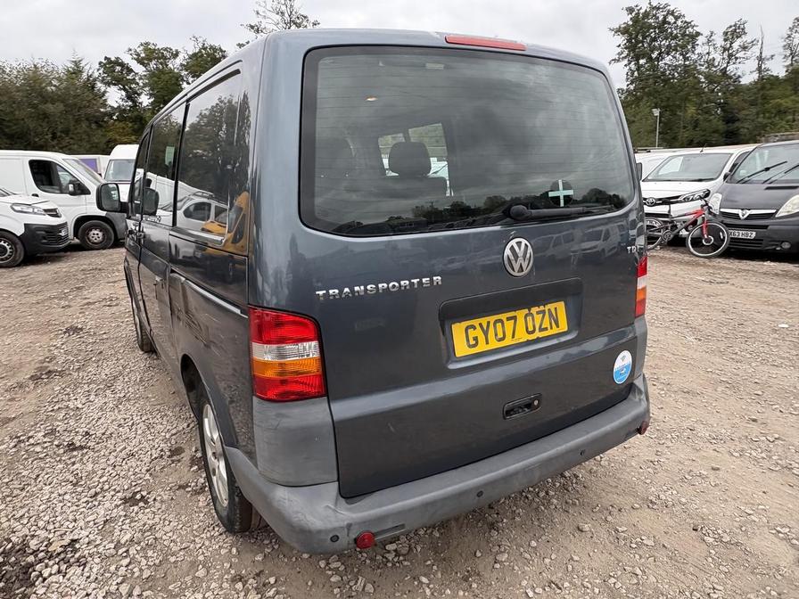 2007 Volkswagen Transporter – Model: Transporter T32 130 TDI SWB – GY07OZN