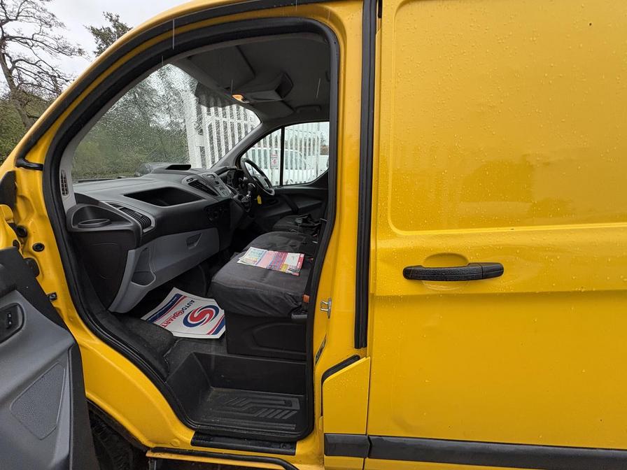 2015 Ford Transit Custom – Model: Transit Custom 310 E-Tech – LG65AOR