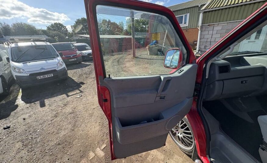 1999 Volkswagen Transporter  – T534CFC