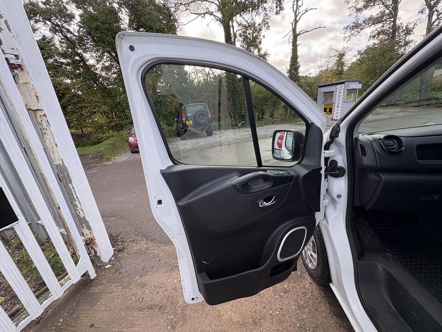2018 Vauxhall Vivaro Vivaro 2900 Sportive CDTi – DN68YTX