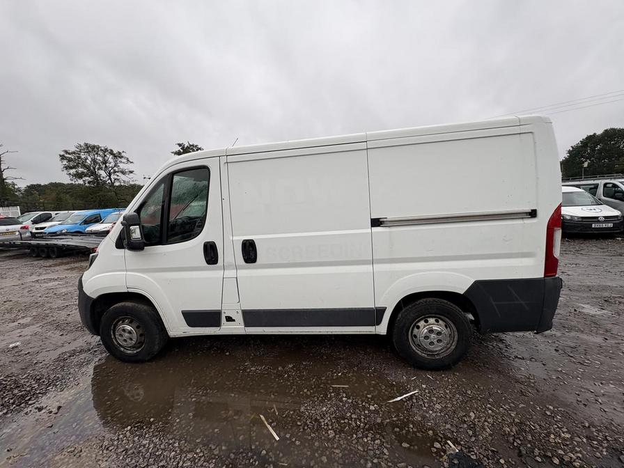 2018 Peugeot Boxer Boxer 333 Professional L1H1 Blue HDi – EO18BXE