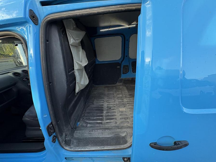 2011 Volkswagen Caddy MaxI Caddy Maxi C20 TDI – FG61DDZ