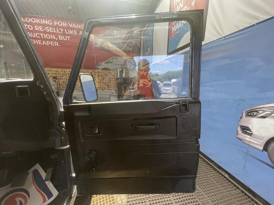 2010 Land Rover Defender 90 – Model: Defender 90 Hard Top TD – PY60AAE