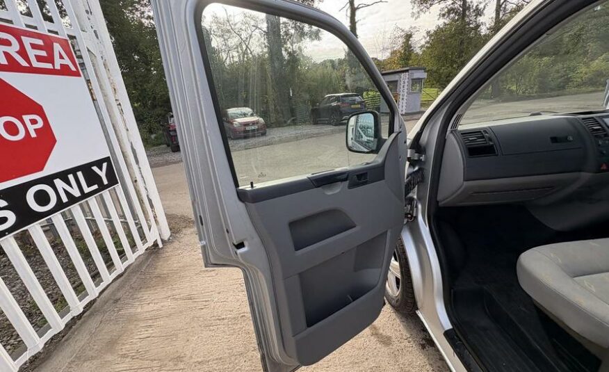 2007 Volkswagen Transporter Transporter T30 102 TDI LWB – GR56JKV