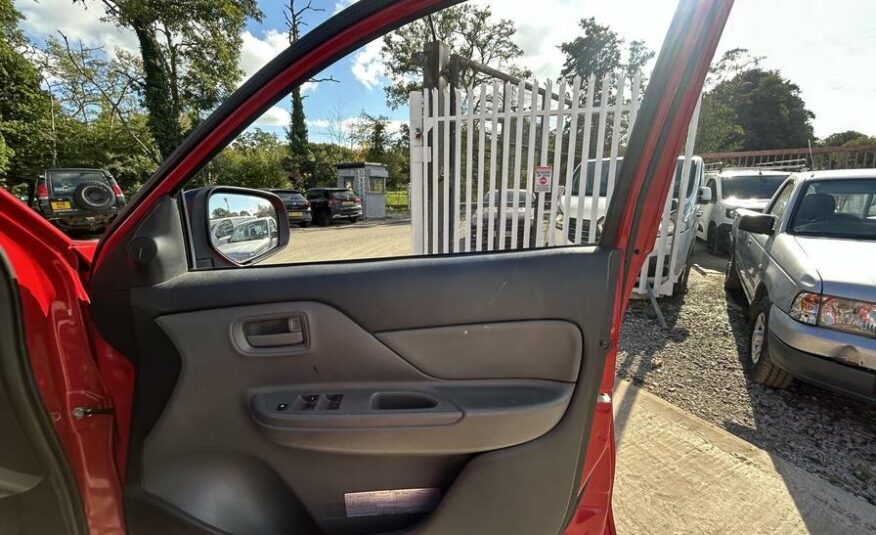2019 Mitsubishi L200 L200 4Life DI-D – DY19OZV