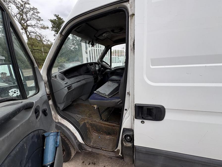 2008 Iveco Daily Daily 35S12 MWB – BU08CRX