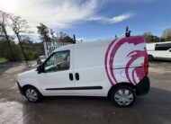 2014 Vauxhall Combo – Model: Combo 2000 L1H1 CDTi – DU64NDY