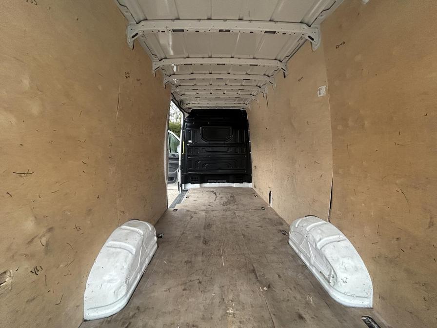 2022 Volkswagen Crafter – Model: Crafter CR35 Startline TDI – EK22ZDS