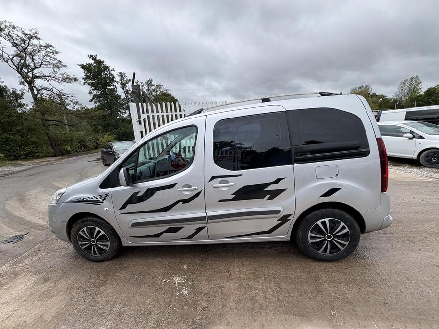 2015 Peugeot Partner Tepee Partner Tepee S HDi S/S Semi-Auto – JC64DSC