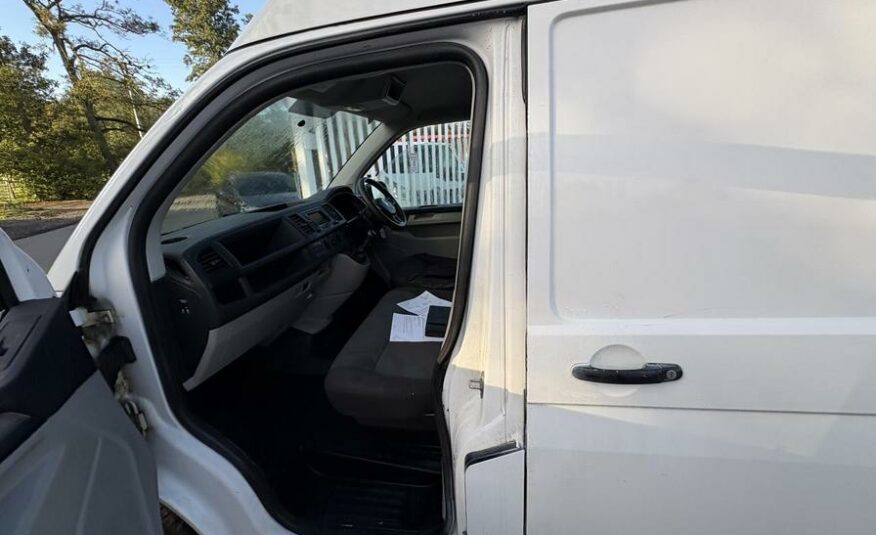 2017 Volkswagen Transporter Transporter T32 Startline TDI BlueMotion Technology 4Motion – FE17EEO