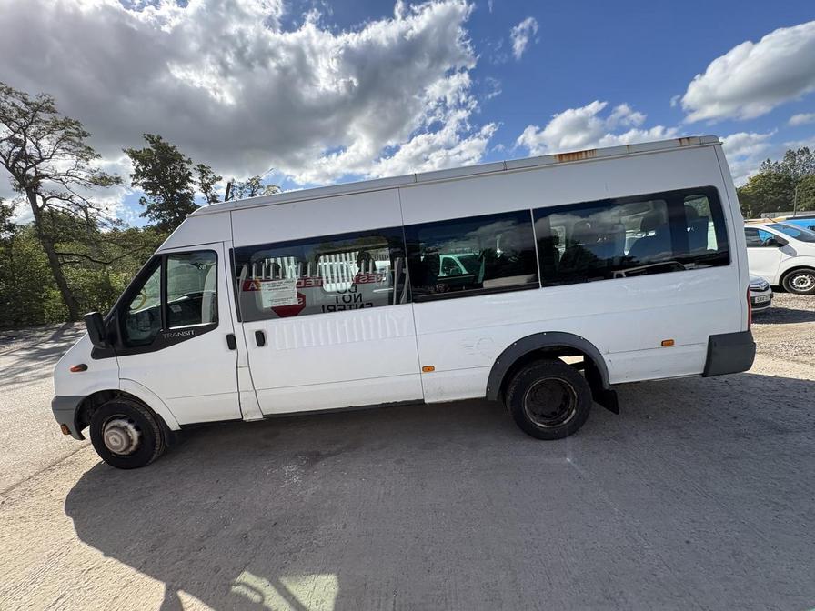 2010 Ford Transit Transit 115 T430 17s RWD – YP10OXW