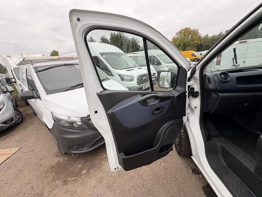 2019 Vauxhall Vivaro – Model: Vivaro  2900 CDTI – DY19DWV